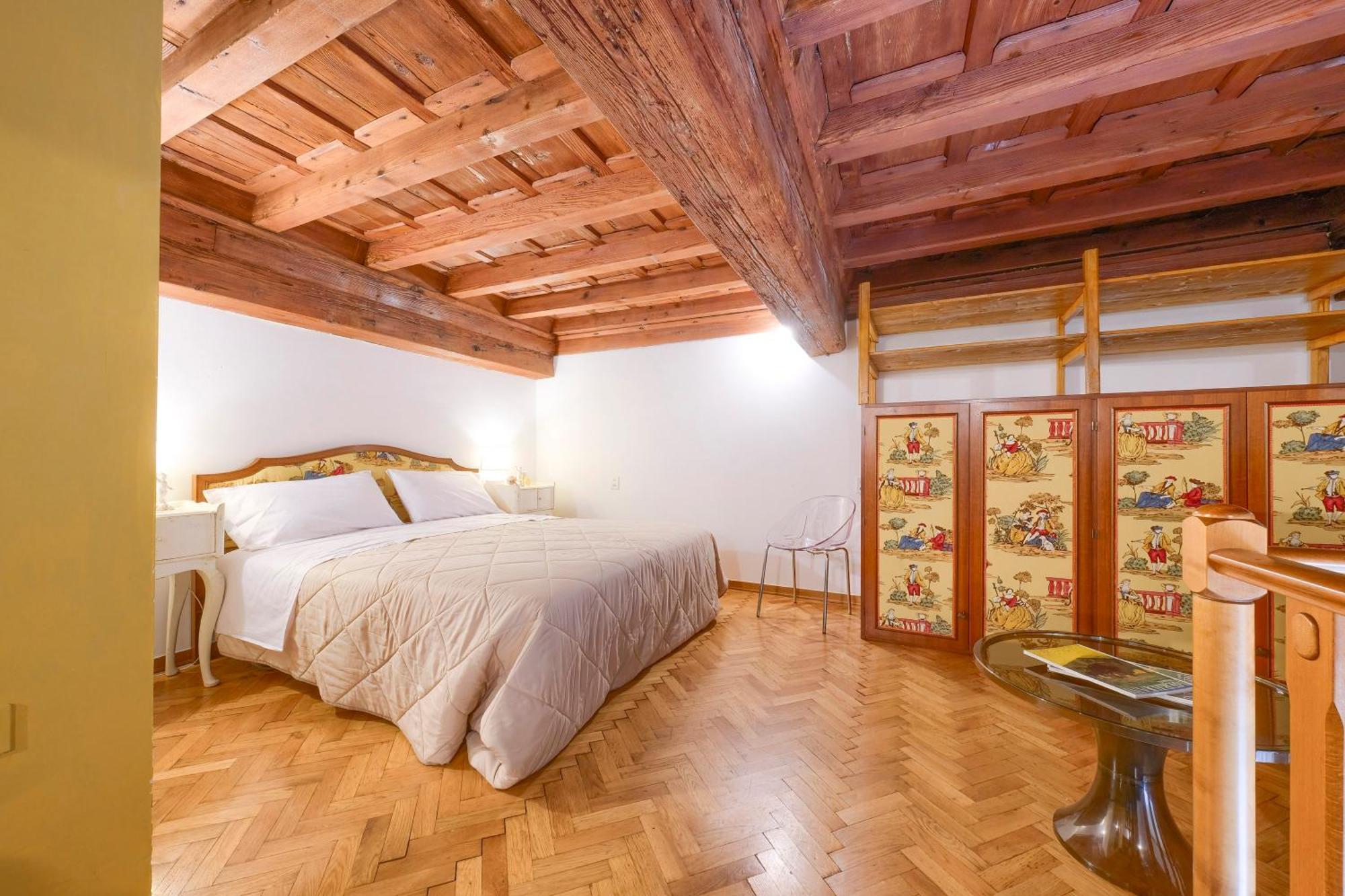 Апартаменты La Casa Di Dante Alighieri Флоренция Экстерьер фото